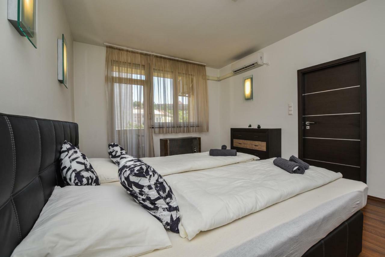 Castle Apartment With Panoramic Balcony Budapest Luaran gambar