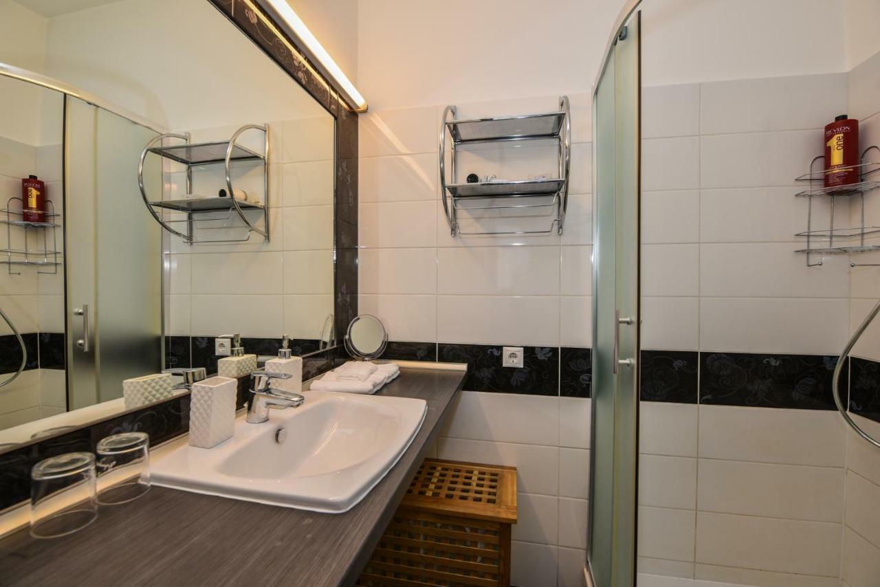 Castle Apartment With Panoramic Balcony Budapest Luaran gambar